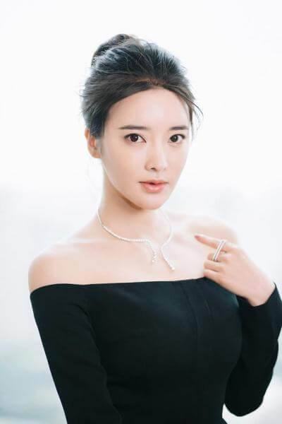 张璇代言价格