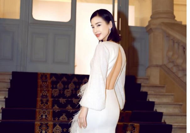 请黄圣依代言多少钱?她的个人经历又是如何?
